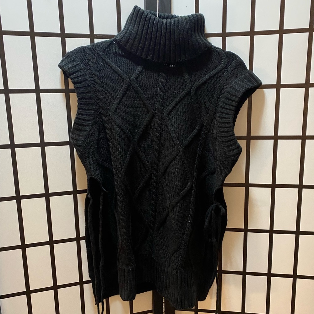 Funky Turtleneck Sweater-vest, Size 6